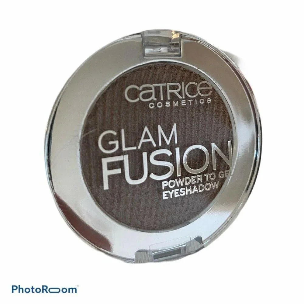 Catrice Glam Fusion Powder to Gel Eyeshadow
